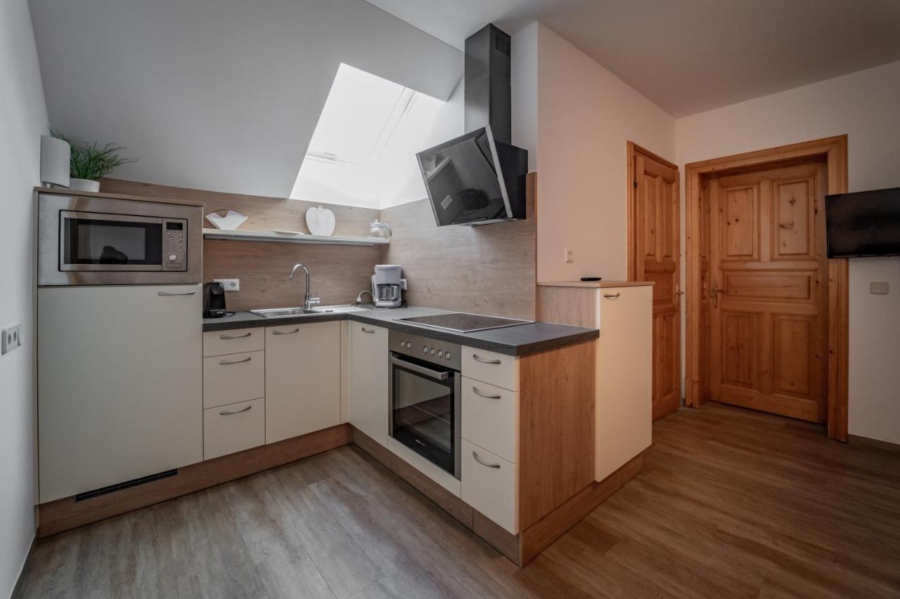 Landhotel - Apartments Bauer Hintergöriach エクステリア 写真