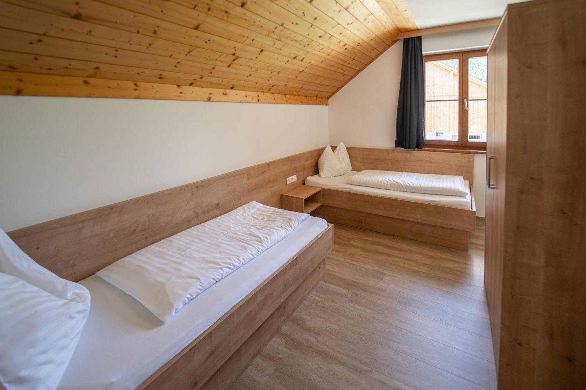 Landhotel - Apartments Bauer Hintergöriach エクステリア 写真